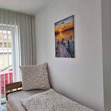 Maje Am Alten Binnenhafen Emden Eksteriør billede