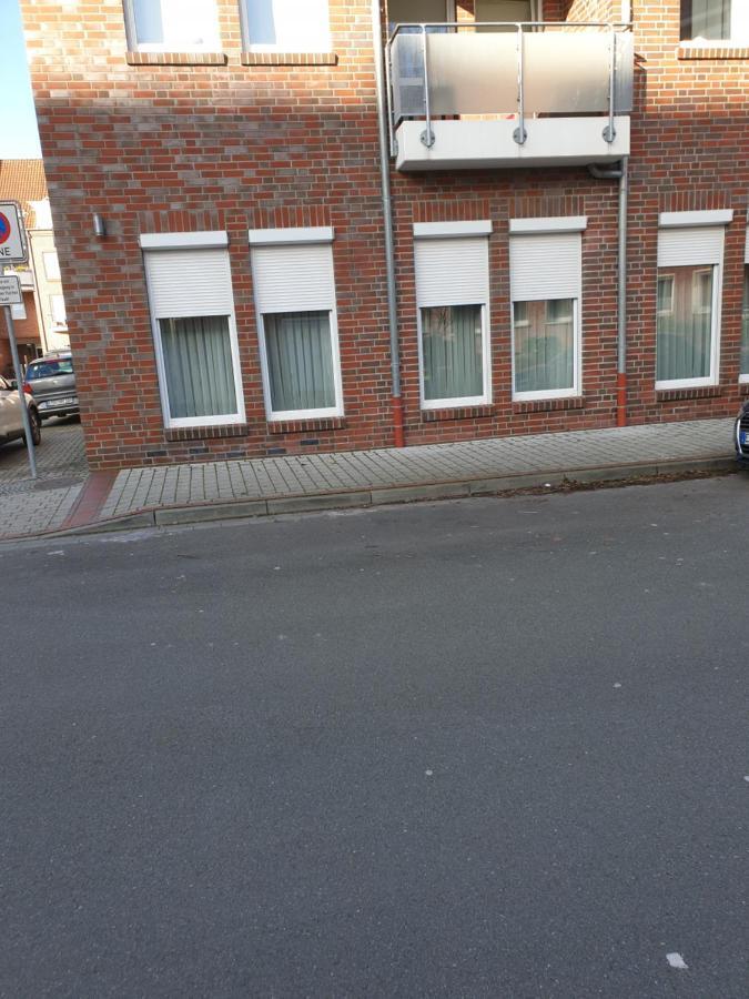 Maje Am Alten Binnenhafen Emden Eksteriør billede
